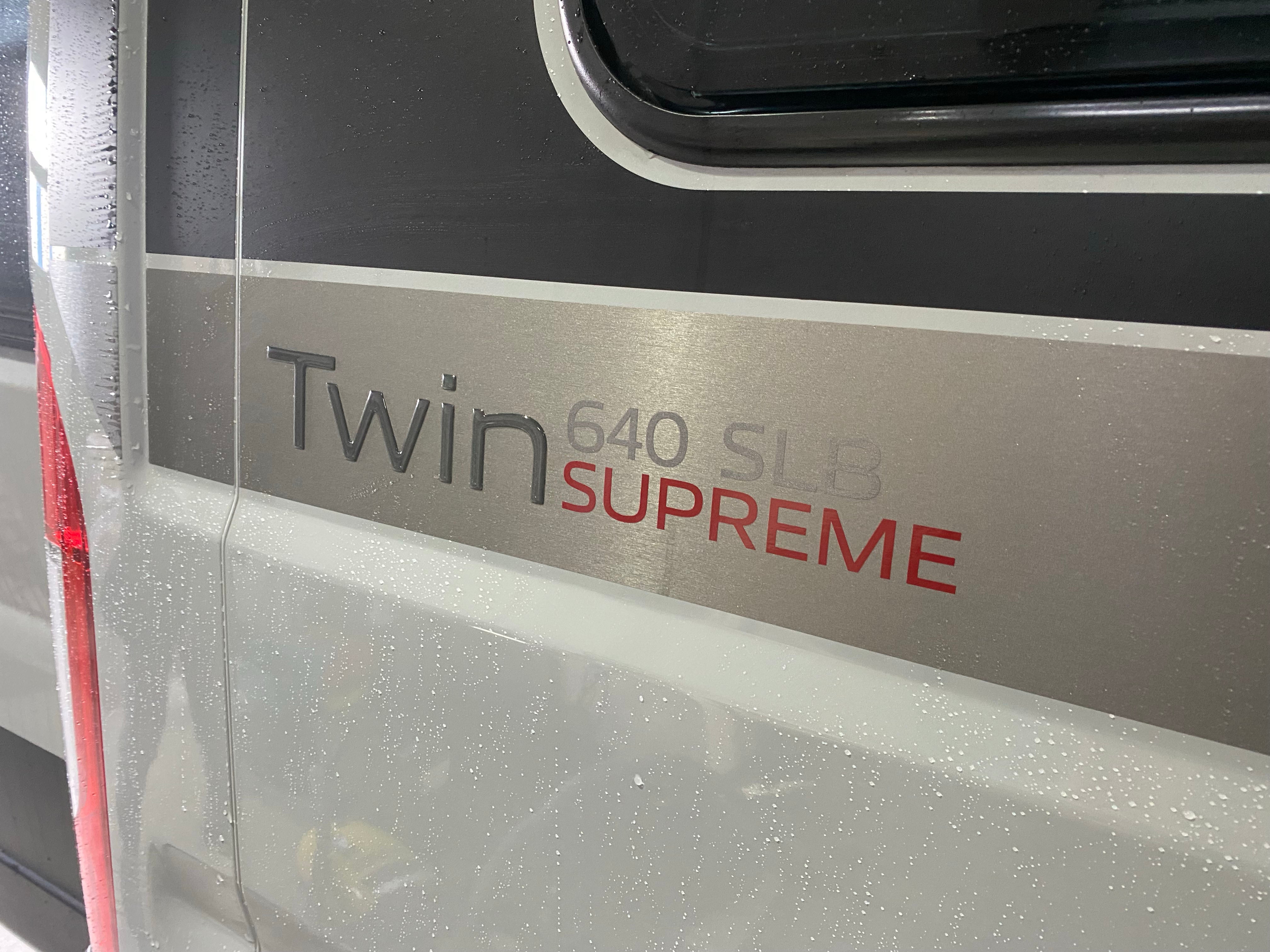 Wysuwany tylny kosz 2-poziomowy ADRIA 640 SLB