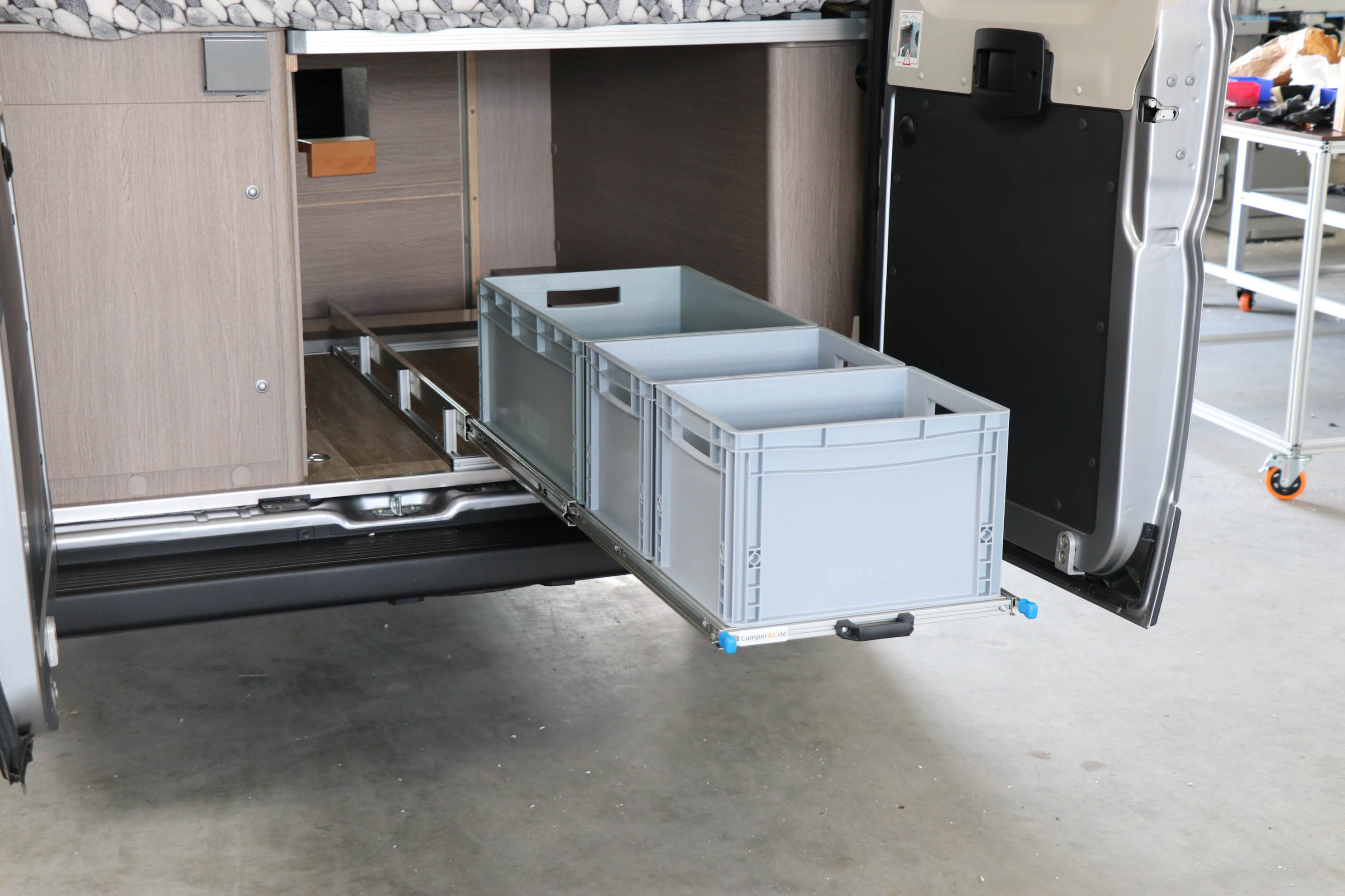 Tylny wysuw Camper Kastenwagen Standard 800mm x 600mm