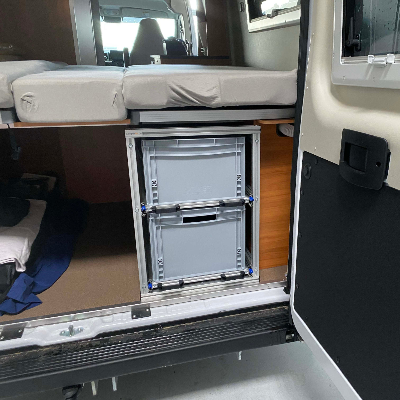 Heckauszug 2 Etagen Pössl Summit 640 - Stabile und sichere Konstruktion - Euroboxoptimiert