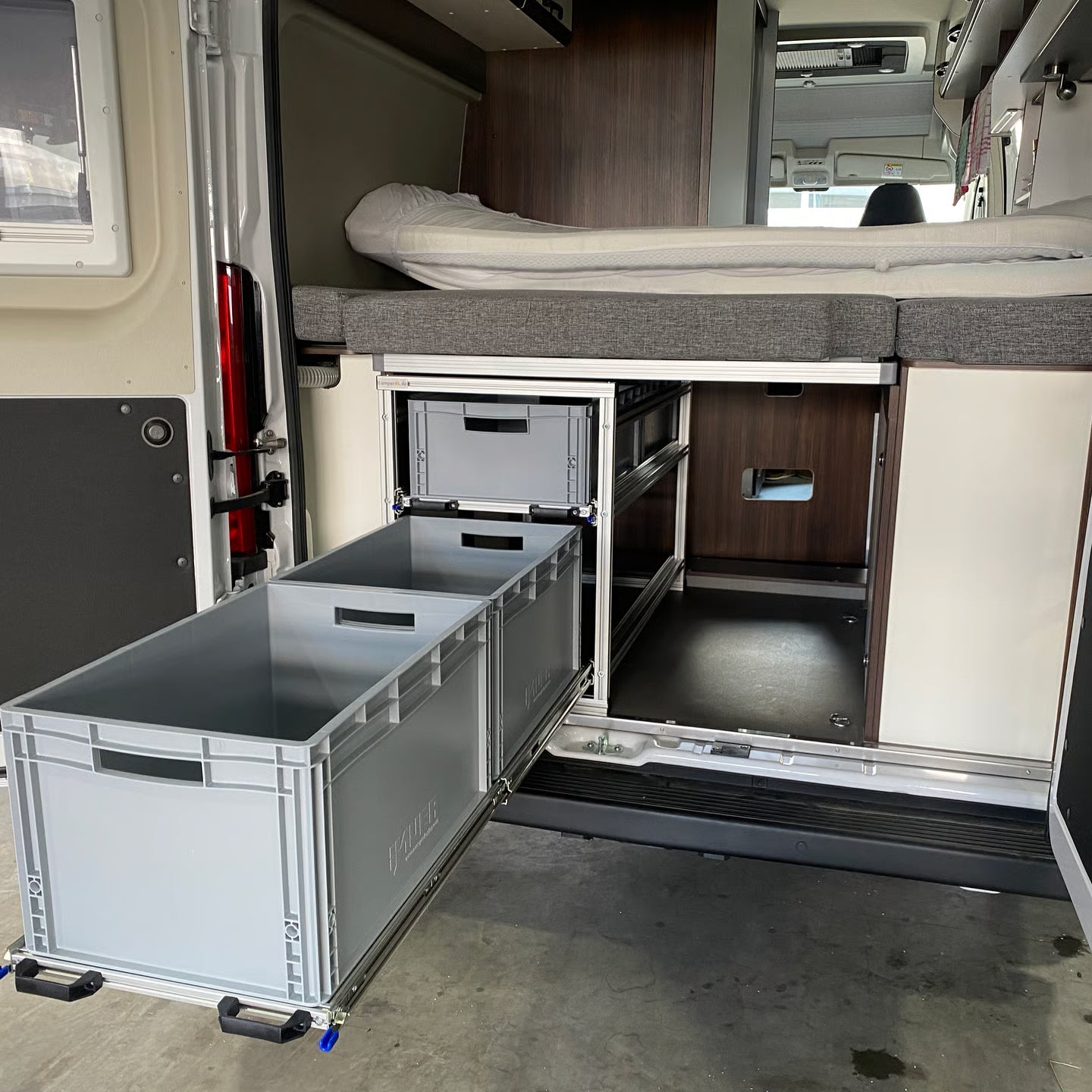Heckauszug Camper Kastenwagen 2 Etagen Pössl Summit 600 Eurboxstandard CamperXL